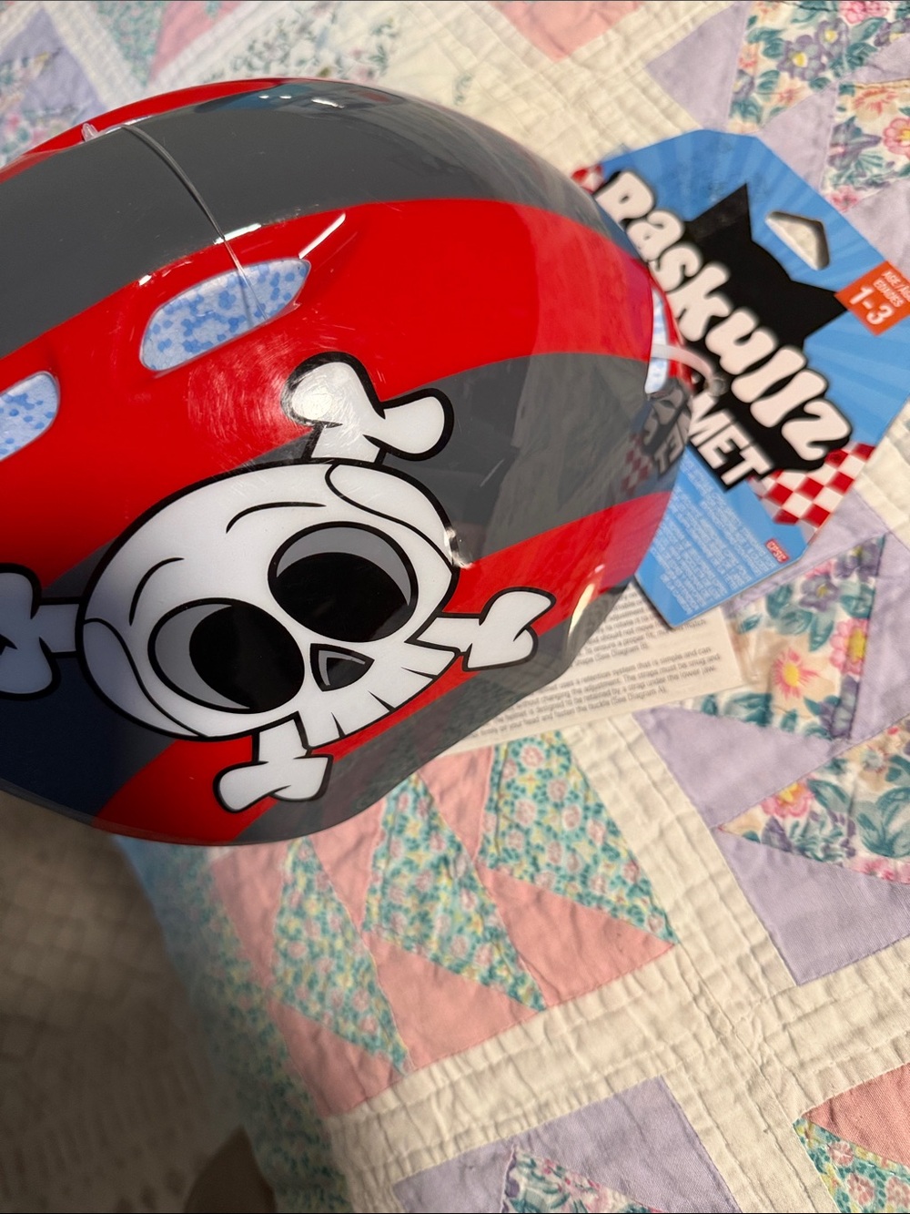 Paskullz Kids Skull Helmet - Red & Gray